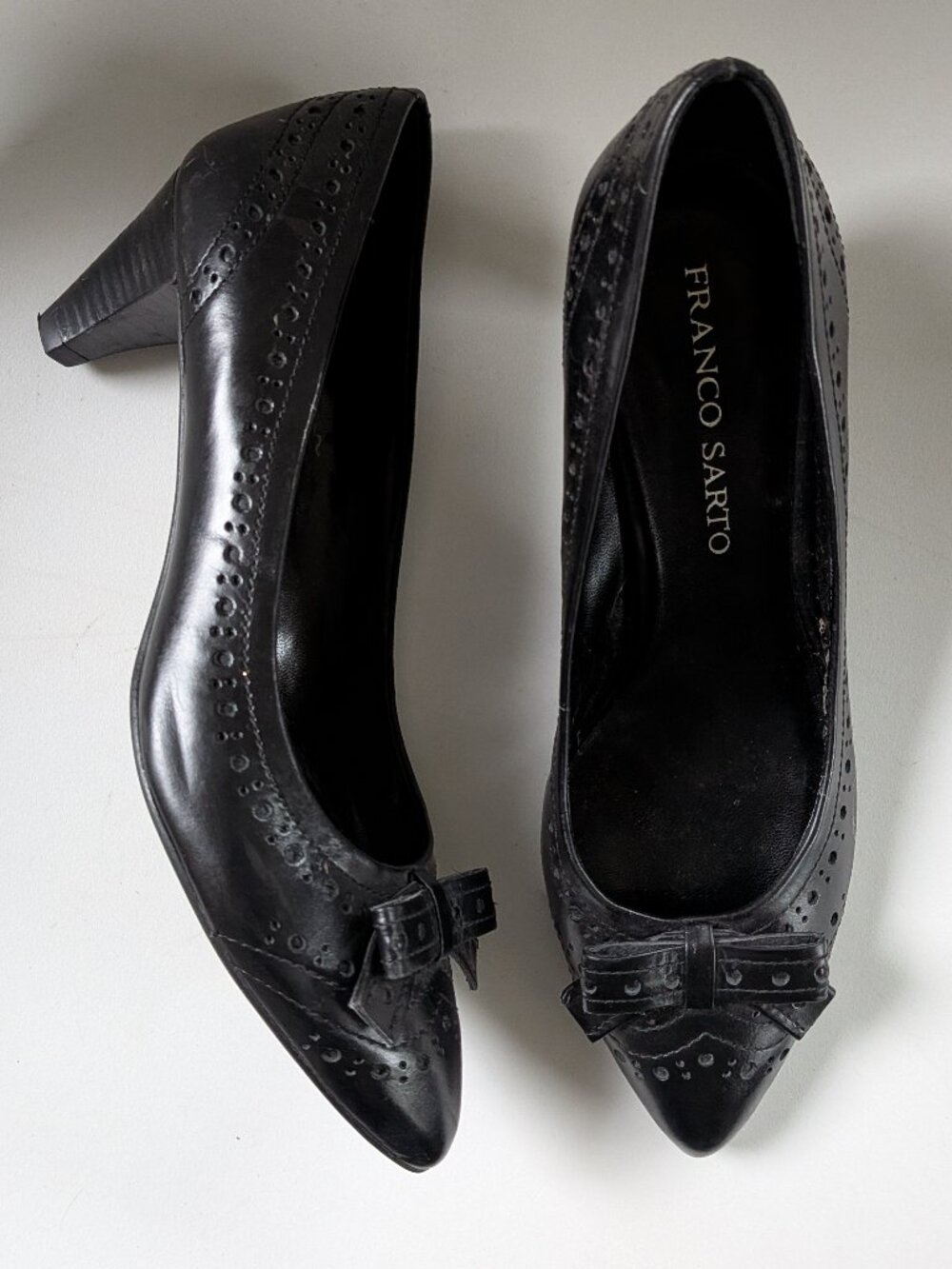 FRANCO SARTO Wingtip Kitten Heels with Bow